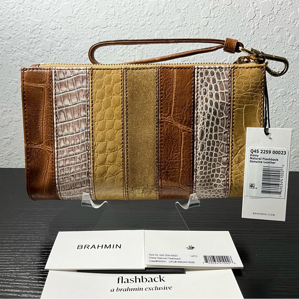 Brahmin Daisy NATURAL FLASHBACK Leather Wristlet Cosmetic Clutch Bag NWT - Picture 3 of 7